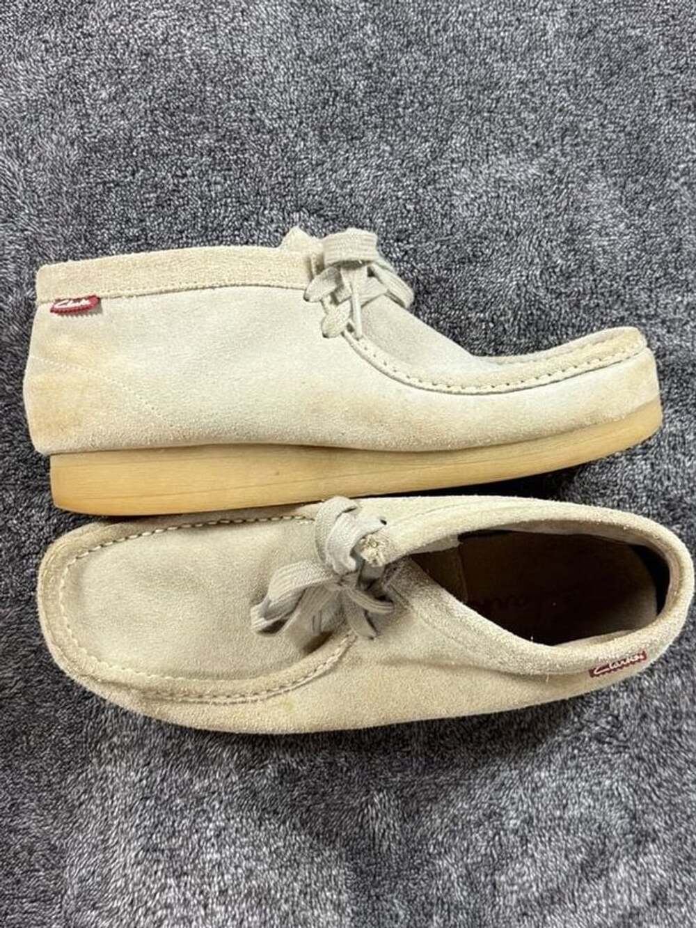 Clarks Wallabee Boot Size 8.5M Sand Suede